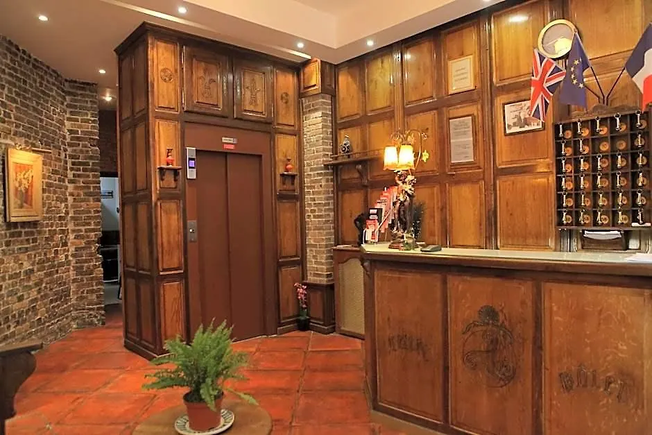 Hotel Celtic-1